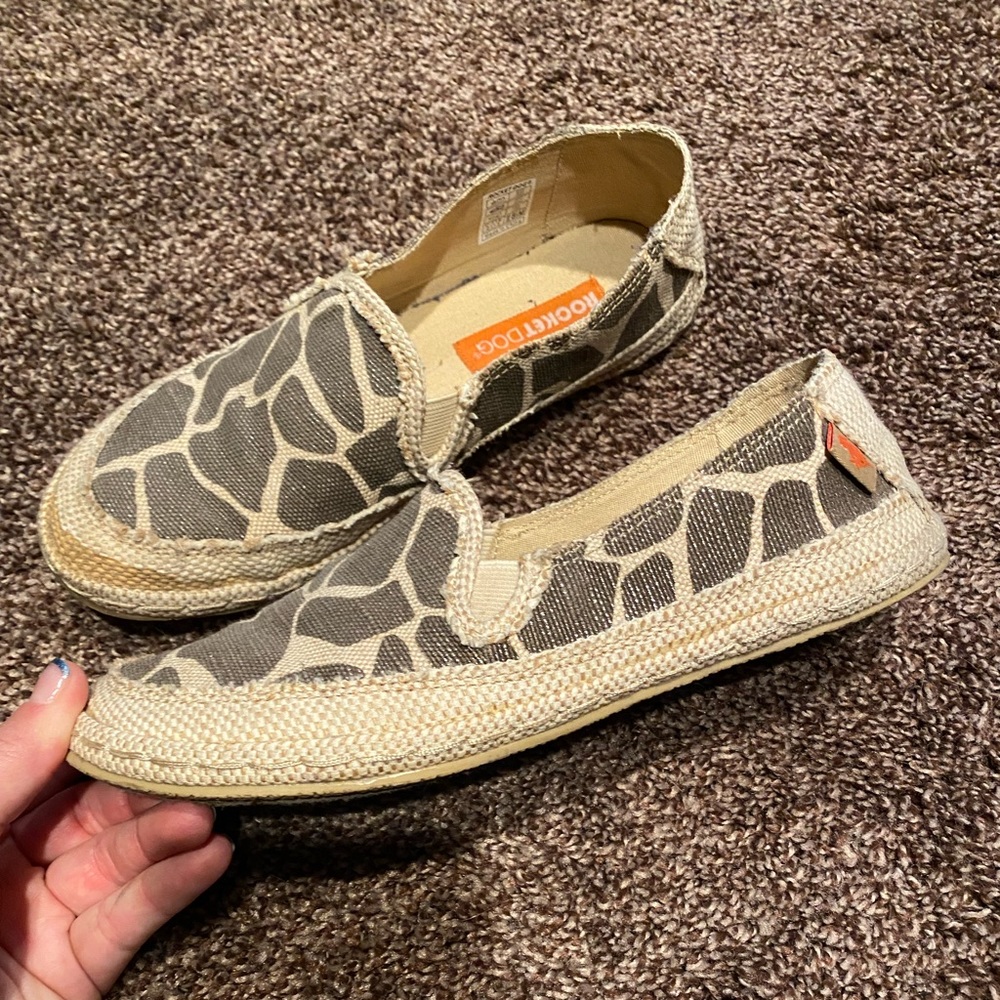 Womens Rocket Dog flats